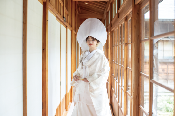 婚礼衣裳